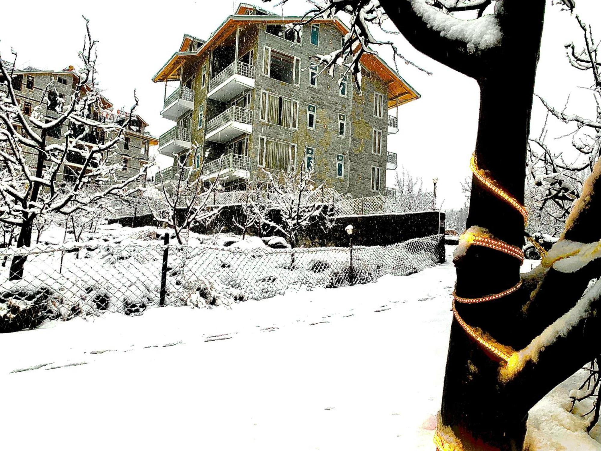 La Aero Resort Home In Snow Mountains Manāli Exterior foto